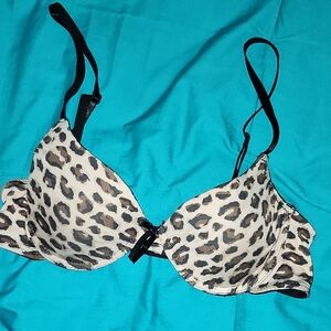 Chic Animal Print Bra with Black Straps